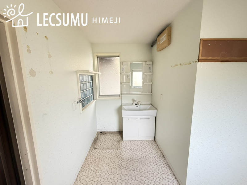 姫路市六角/中古戸建の洗面所