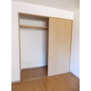 名古屋市守山区桔梗平１丁目の賃貸マンションの収納