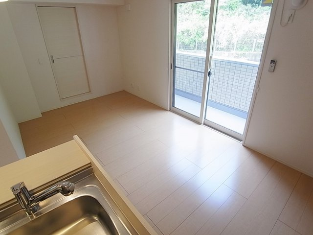 アネックス北神戸の居間・リビング|日当たり良好リビング、使いやすい間取りです