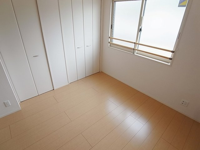 アネックス北神戸の洋室|綺麗な洋室、各部屋明るいです