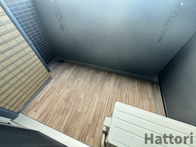 プレサンス江坂クォーレのバルコニー