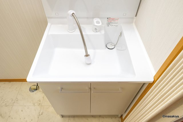 フレックスタウン小柴見の洗面所