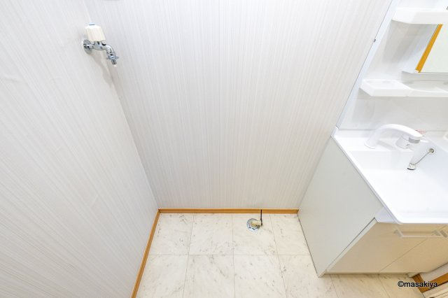 フレックスタウン小柴見の洗面所