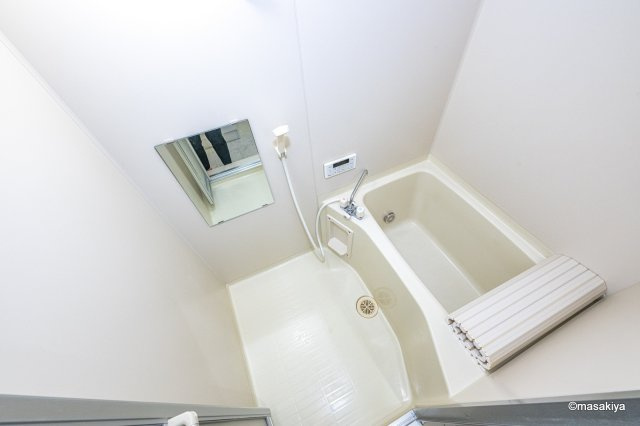 フレックスタウン小柴見の浴室