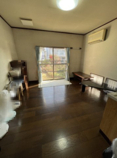 ６５７５４　瑞穂市牛牧中古戸建ての洋室