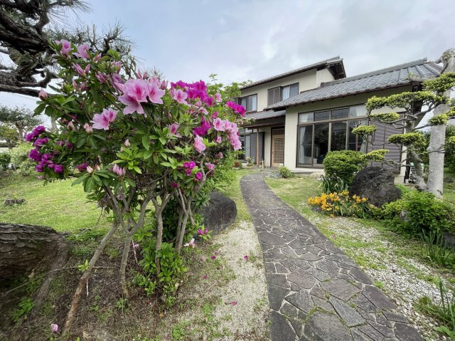 ６５７５４　瑞穂市牛牧中古戸建て