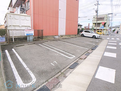 【駐車場】 | ヴァンベール三新 A棟【名古屋市賃貸・インターネット対応】