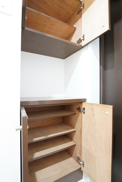 横浜平沼ダイカンプラザ三号館の収納|靴入