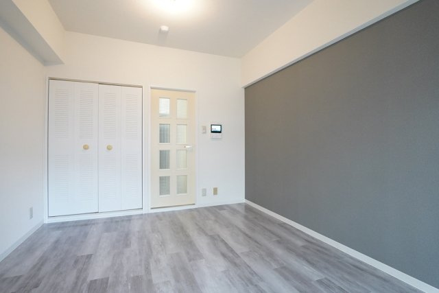 横浜平沼ダイカンプラザ三号館の洋室