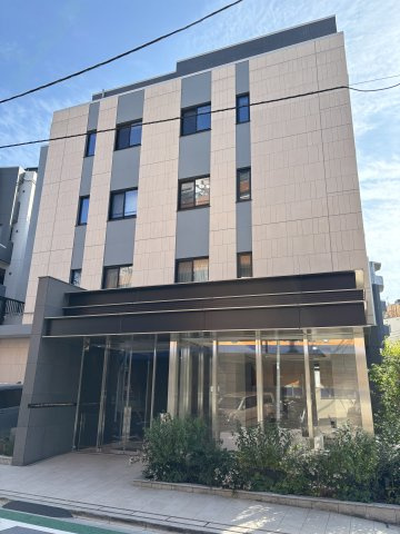 クレヴィア新宿中落合WESTの外観