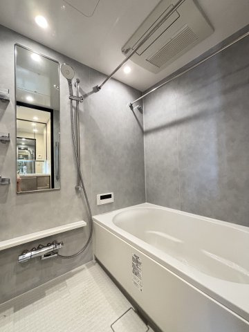 クレヴィア新宿中落合WESTの浴室