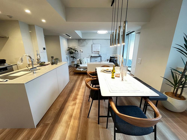 【居間・リビング】