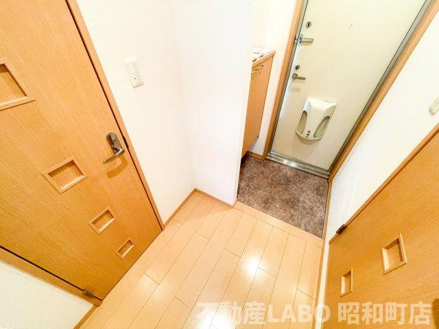 メゾン ド アールの玄関