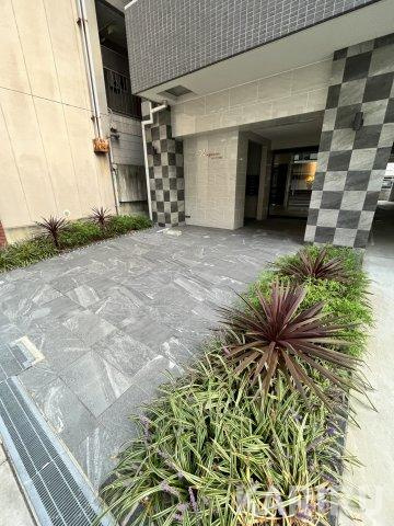 ヴァンクール城東のエントランス