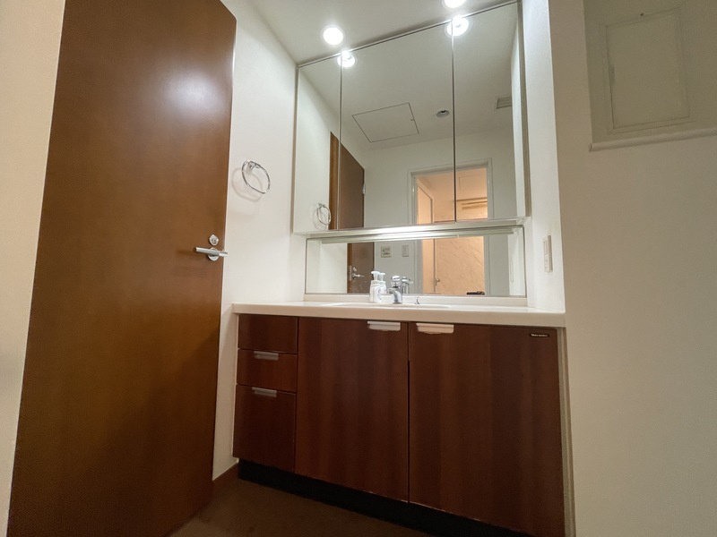 足立区千住３丁目の賃貸マンション