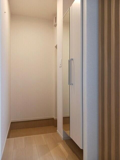 【玄関】 | マーレ長崎