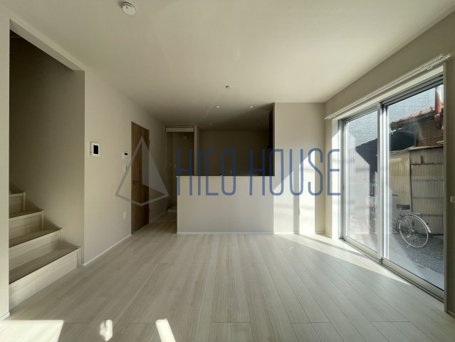 リーヴァ セレナの居間・リビング