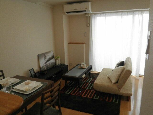 エルフレア武蔵野の居間・リビング