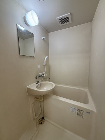 パルナシウスの浴室