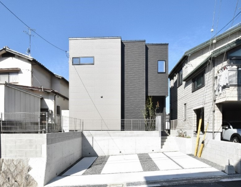 広島市佐伯区五日市町大字昭和台　新築一戸建て