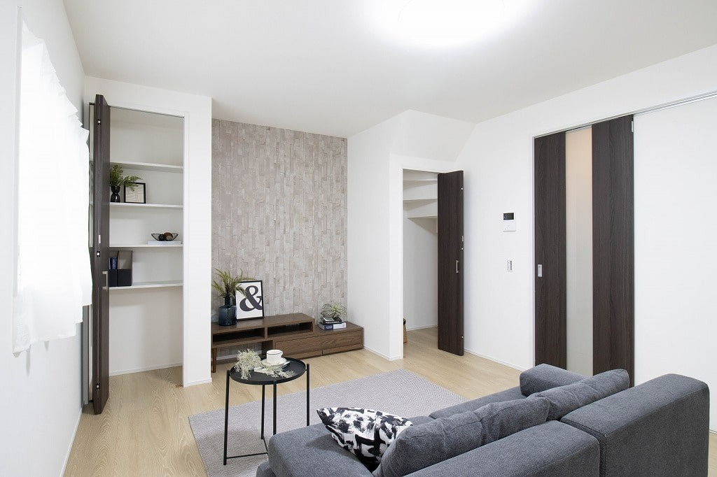 広島市佐伯区五日市町大字昭和台　新築一戸建ての居間・リビング