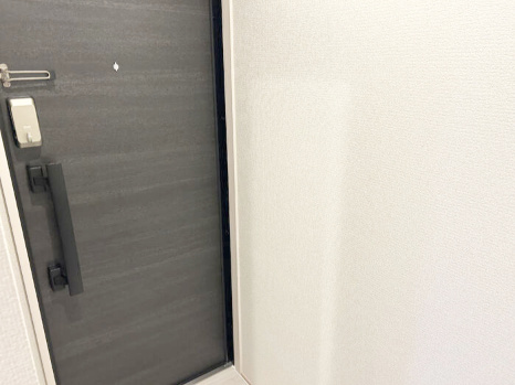 D-ROOM花園の玄関
