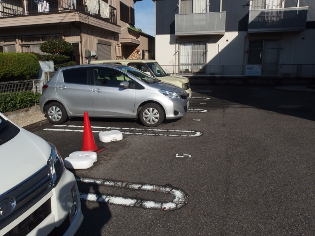 ＤＩＡＳ竜美丘Ｂの駐車場