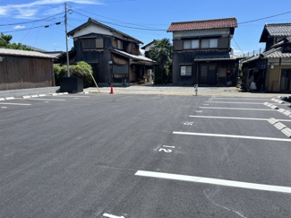 【駐車場】