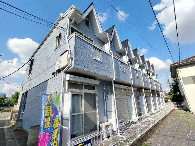ブルーウェイブI番館の外観