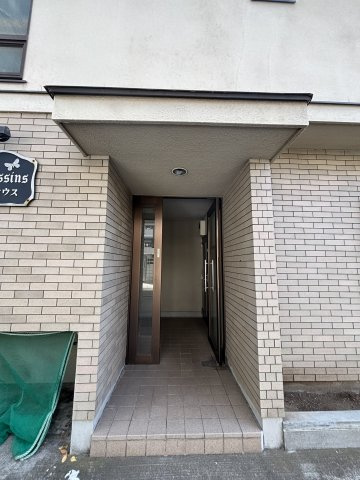 パルナシウスのエントランス