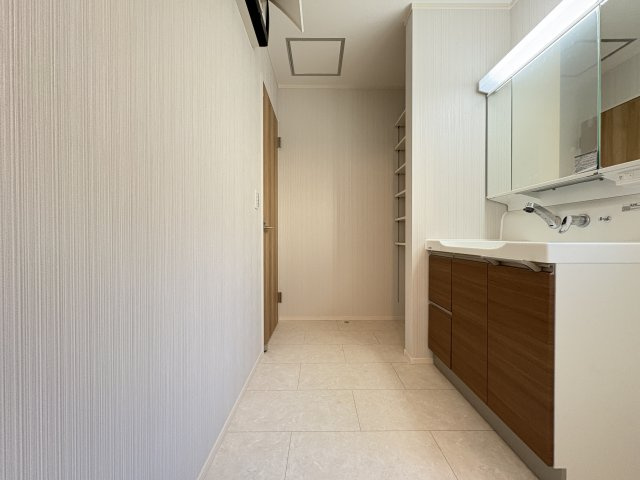 【脱衣所】 | 熊谷市石原　　新築戸建　　全６区画　4号棟