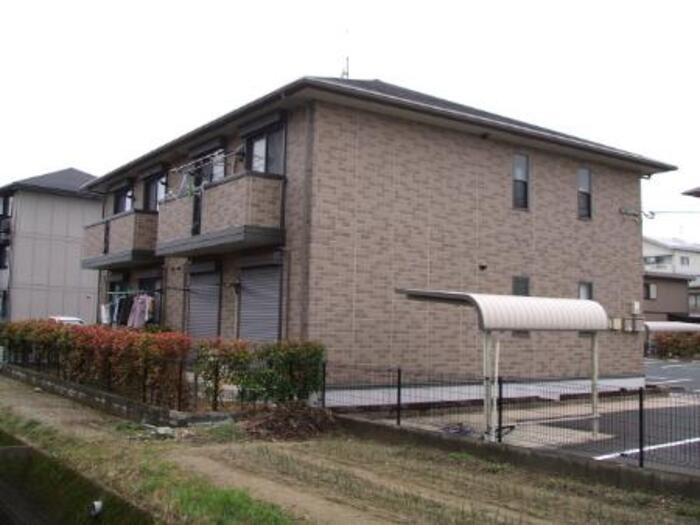 ソニア リーベ B棟の外観|外観は落ち着いています