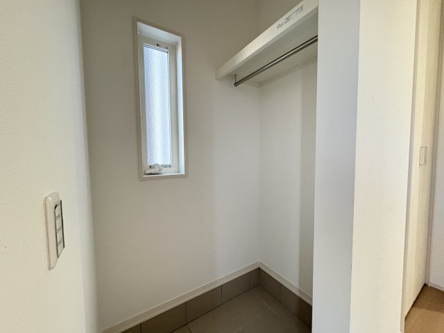 【玄関】 | 熊谷市石原　　新築戸建　　全６区画　5号棟