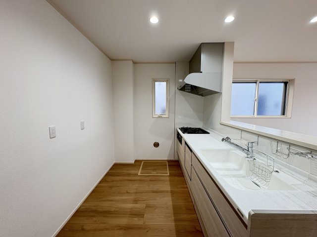 【キッチン】 | 熊谷市石原　　新築戸建　　全６区画　5号棟