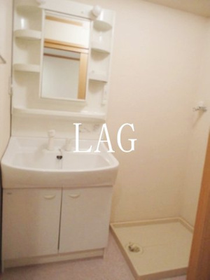 【洗面所】 | メゾンＹ | 洗面台です。