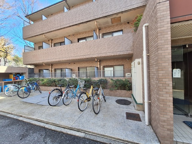 グラシオーズメゾンのその他共用部分|自転車駐輪場