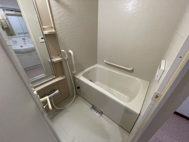 バーディーテラス仲町の浴室|※別室参考写真です。