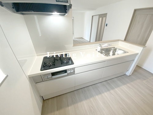 【キッチン】 | 【仲介手数料０円】平塚市西八幡4丁目　新築一戸建て　B号棟　全2棟 | 平塚市西八幡4丁目　新築一戸建て　全2棟