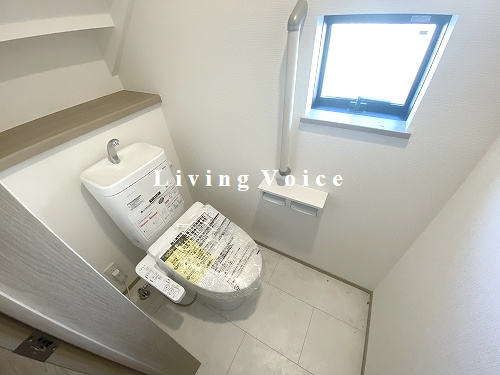 【トイレ】 | 【仲介手数料０円】平塚市西八幡4丁目　新築一戸建て　B号棟　全2棟 | 平塚市西八幡4丁目　新築一戸建て　全2棟