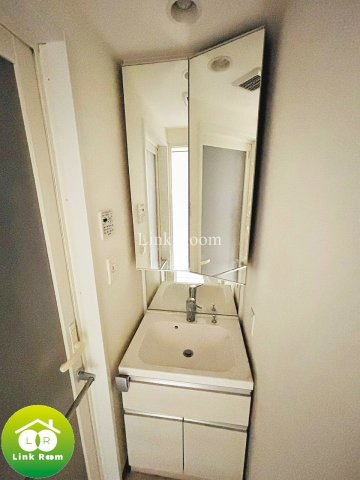 プレスタイル住吉の独立洗面台