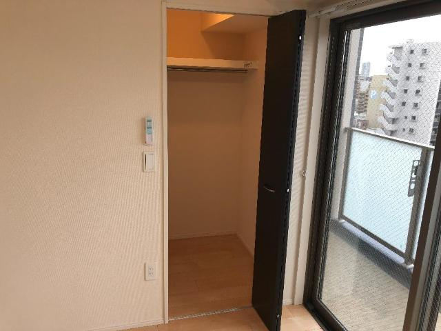ＮＳ言問ビルの収納|洋室収納