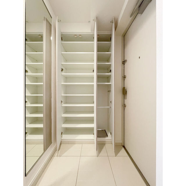 CLK南千住の内装|明るい色調の室内です