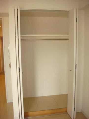 プライムアーバン錦糸公園の収納|洋室※参考写真