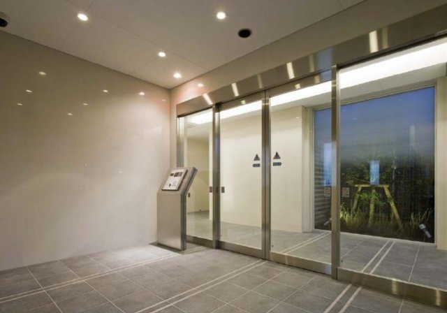 プラウドフラット門前仲町Ⅳのエントランス|※参考写真