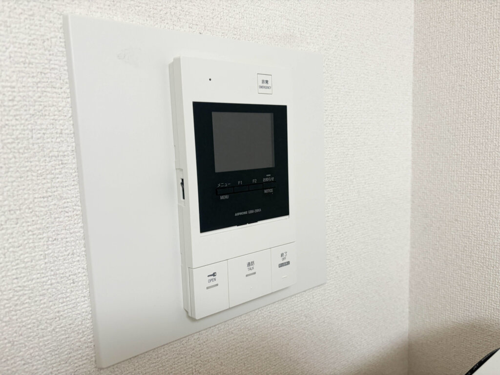 フェニックス芝公園の内装|明るい室内です