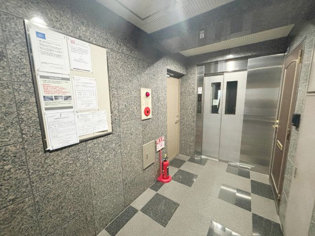 フェニックス芝公園の内装|明るい色調の室内です