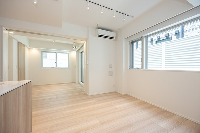 イプセ白金の居間・リビング|※写真は同タイプ住戸です。