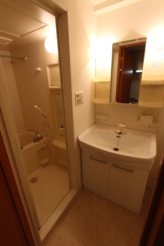 プライムアーバン田町の洗面所|※参考写真