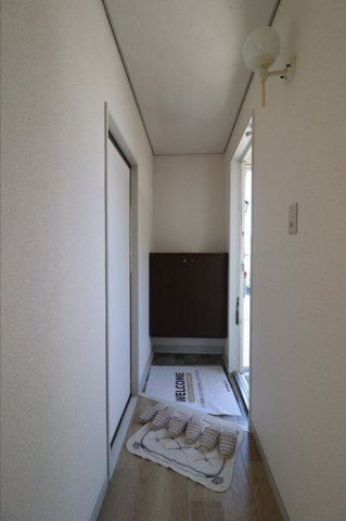 エントピア新保　B棟の玄関