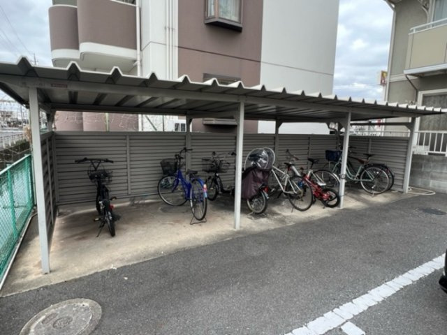 エントピア新保　B棟